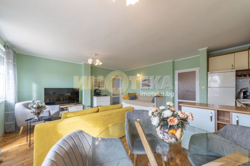 Na sprzedaż  3+ sypialni Warna , Briz , 109 mkw | 84012456