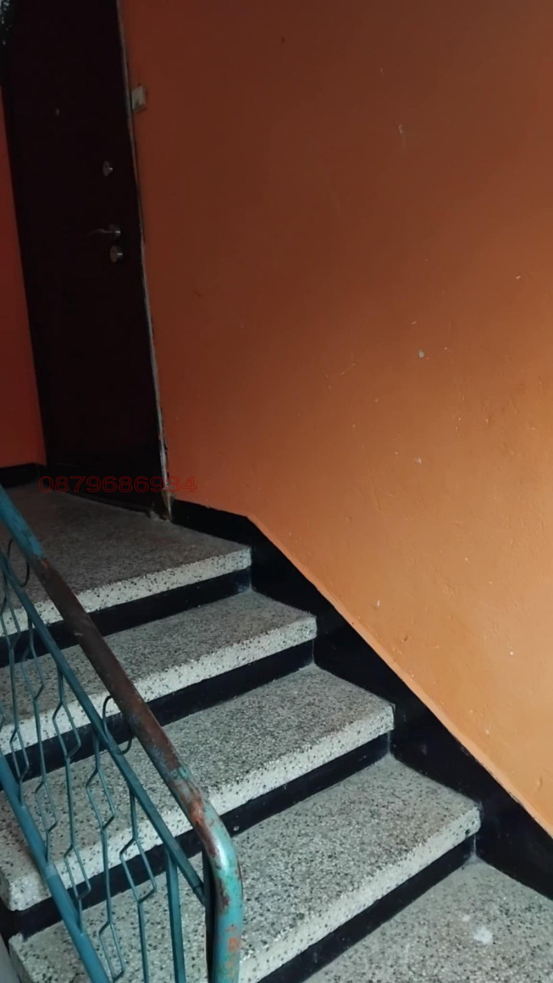 Продава ЕТАЖ ОТ КЪЩА, гр. Вършец, област Монтана, снимка 12 - Етаж от къща - 53142639