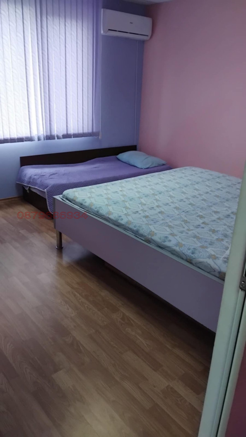 Продава ЕТАЖ ОТ КЪЩА, гр. Вършец, област Монтана, снимка 9 - Етаж от къща - 53142639