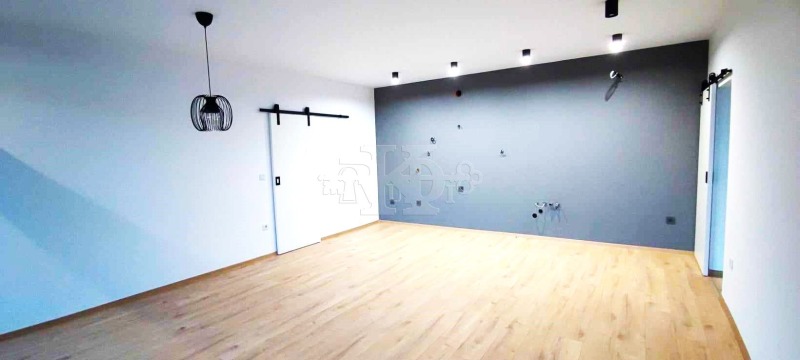 Продава  Къща област Добрич , с. Църква , 145 кв.м | 78573392 - изображение [5]