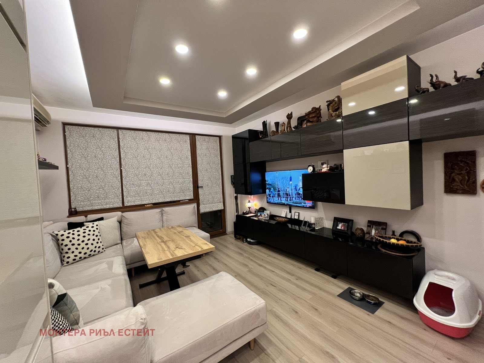 Продава 3-СТАЕН, гр. Варна, Лятно кино Тракия, снимка 2 - Апартаменти - 53642661
