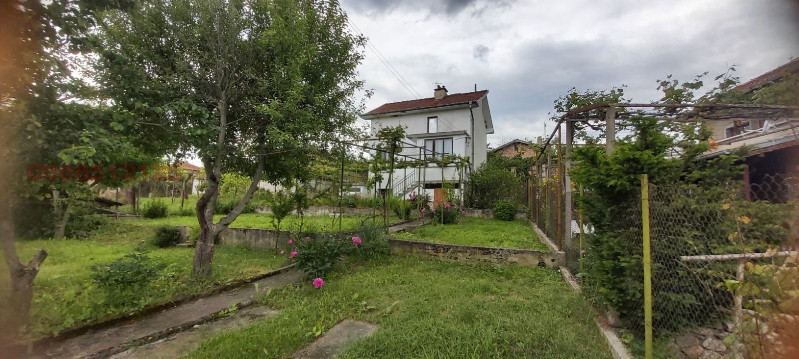 Продава КЪЩА, с. Средногорово, област Стара Загора
