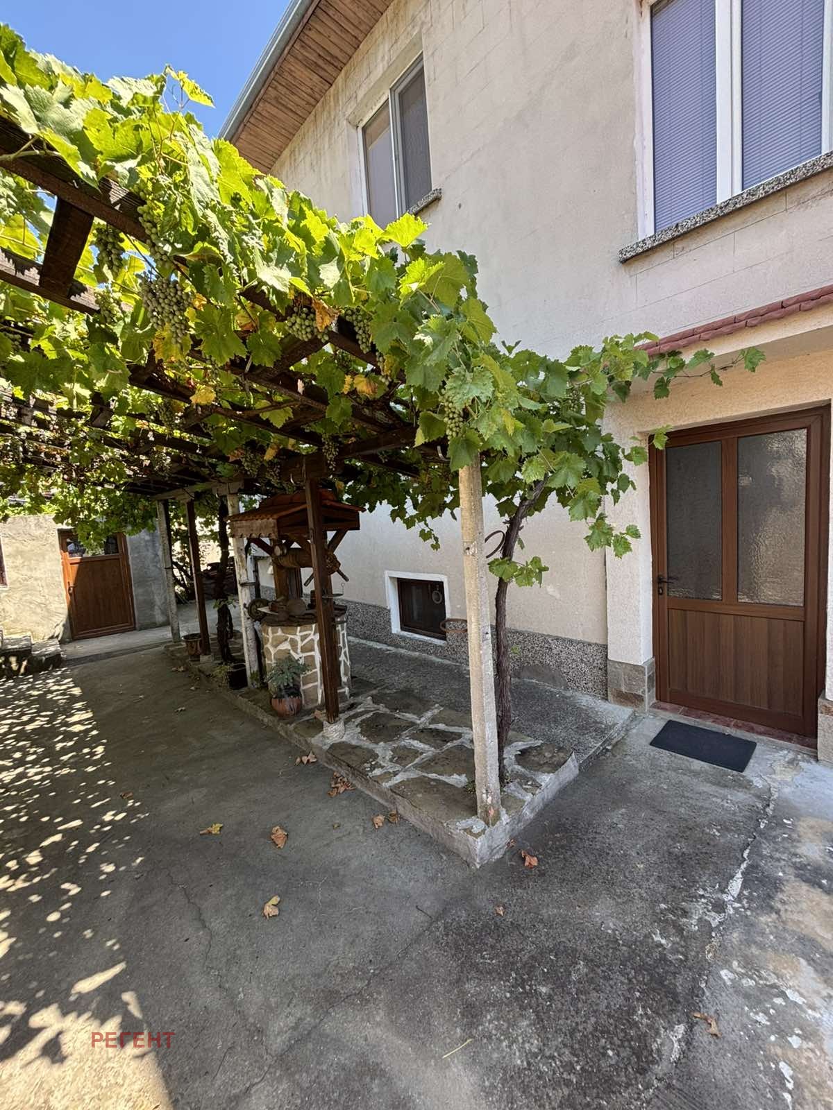 Продава КЪЩА, гр. Дряново, област Габрово, снимка 2 - Къщи - 55612789