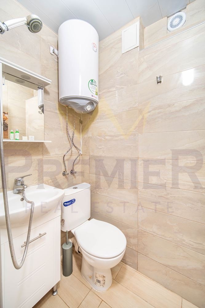 Продава 1-СТАЕН, гр. Варна, Център, снимка 5 - Апартаменти - 55100284