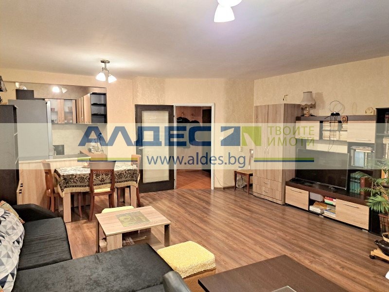 Na prodej  2 ložnice Sofia , Zona B-5 , 130 m2 | 52503196 - obraz [5]