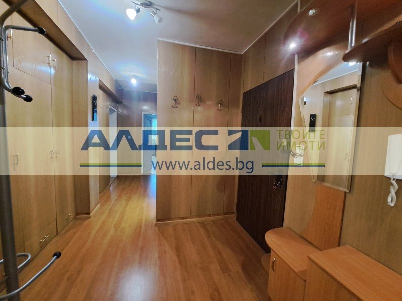 Na prodej  2 ložnice Sofia , Zona B-5 , 130 m2 | 52503196 - obraz [10]