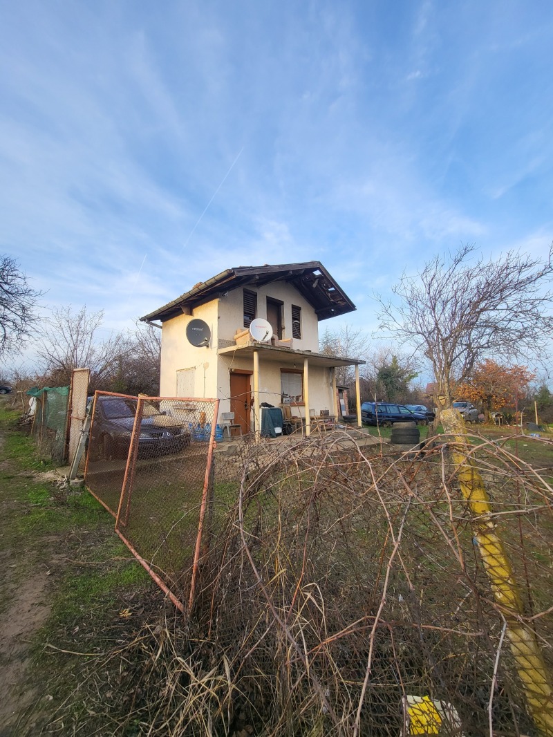 Продава ВИЛА, гр. Плевен, м-т Орлето, снимка 3 - Вили - 52913501