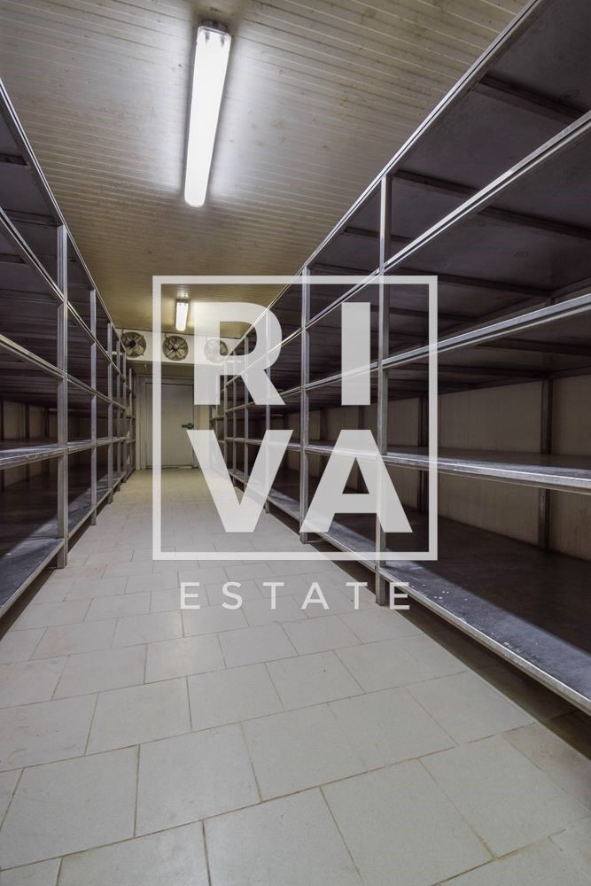 Myytävänä  Teollisuusrakennus Plovdivin alue , Dolnoslav , 1181 neliömetriä | 30430346 - kuva [13]