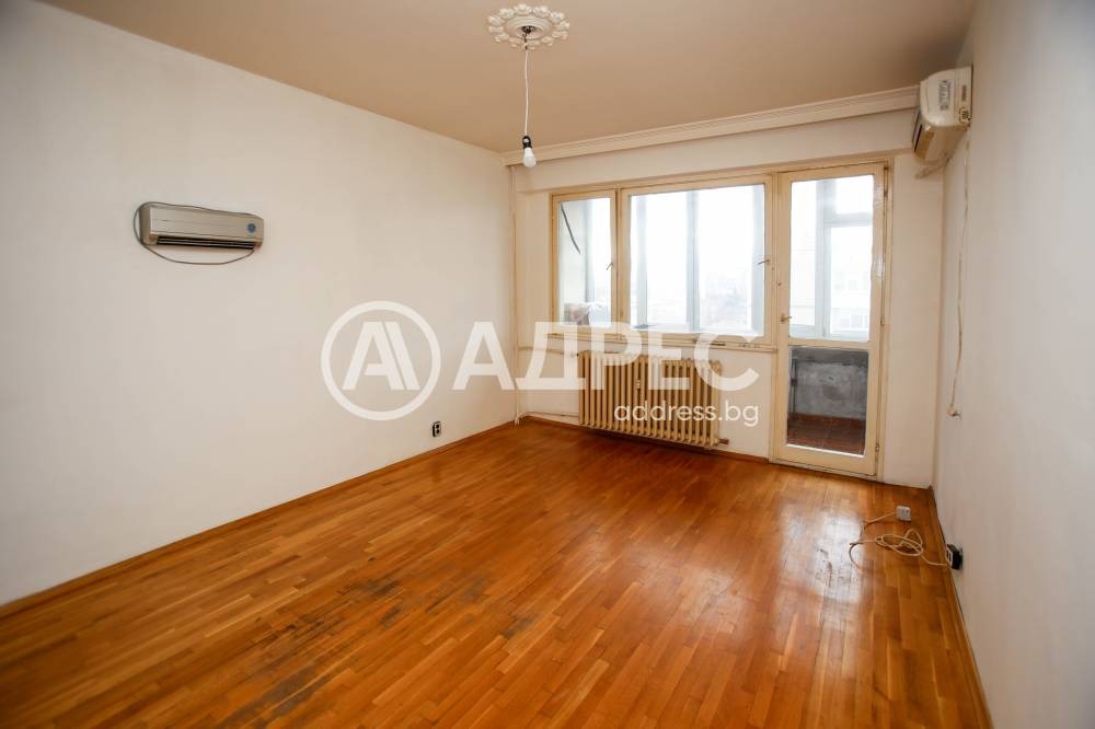 Продава 2-СТАЕН, гр. София, Толстой