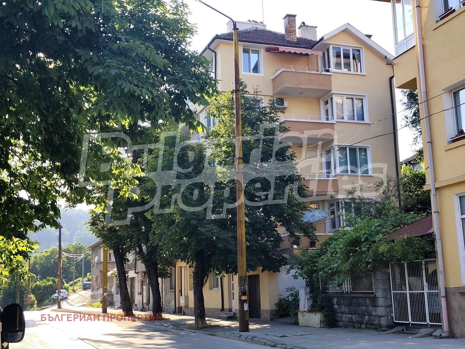 Продава МНОГОСТАЕН, гр. Габрово, Център