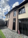 Продава КЪЩА, област София, с. Хераково • 394000 € / 770597.02 лв. • 75083833 1