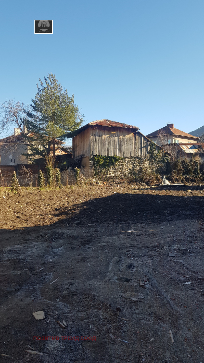 Продава ПАРЦЕЛ в област Кюстендил, гр. Сапарева баня - 560 кв.м / 180 000 € » 352 049.40 лв., ПОЗИТИВ ТРЕЙД ЕООД