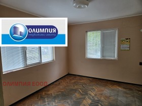 2 dormitoare Țentâr, Ruse 6