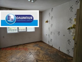 2 dormitoare Țentâr, Ruse 4