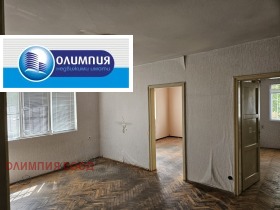 2 dormitoare Țentâr, Ruse 9