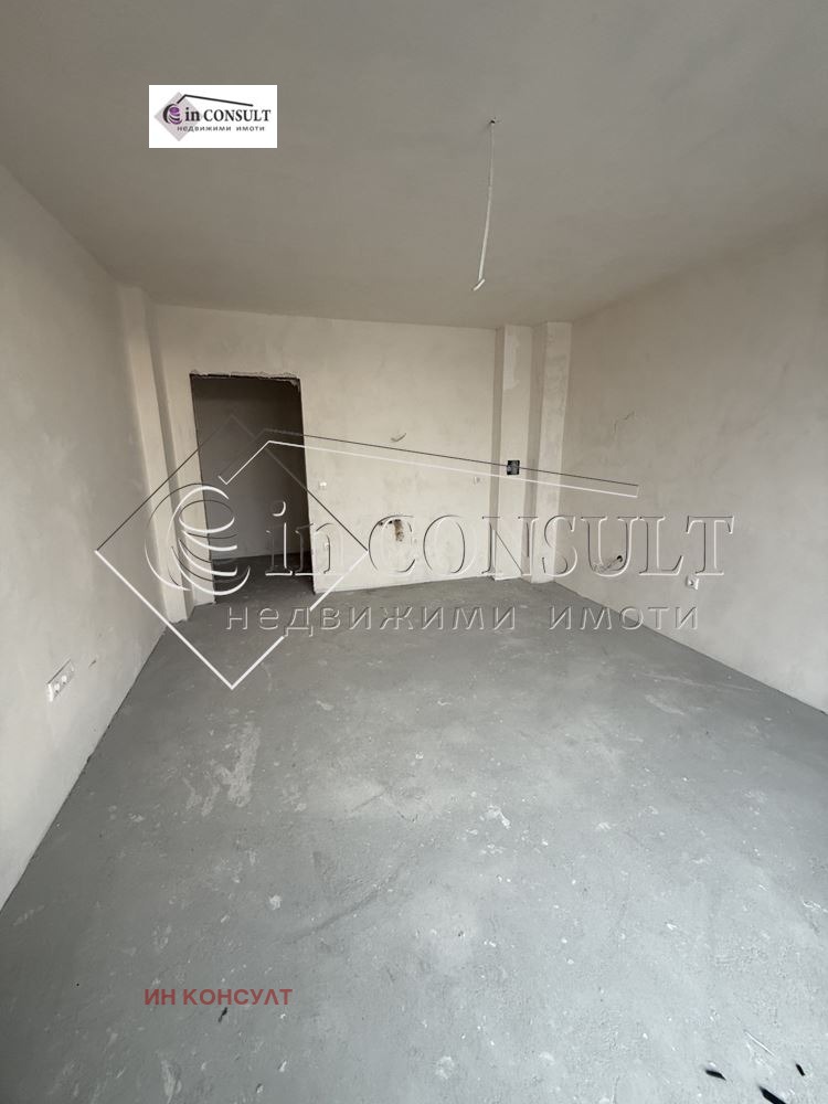 Продава 2-СТАЕН, гр. Варна, Бриз, снимка 2 - Апартаменти - 53960827