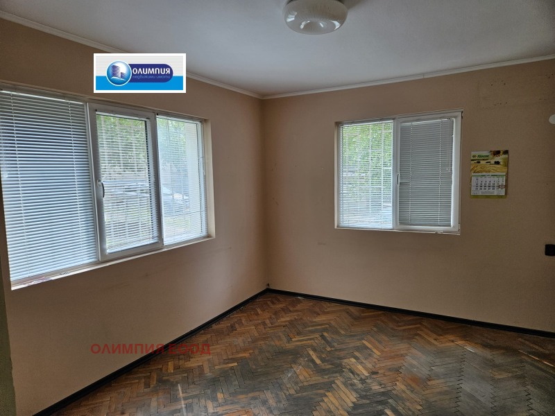 De vânzare  2 dormitoare Ruse , Țentâr , 86 mp | 76113348 - imagine [6]