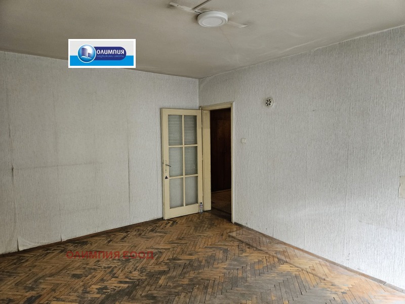 De vânzare  2 dormitoare Ruse , Țentâr , 86 mp | 76113348 - imagine [7]
