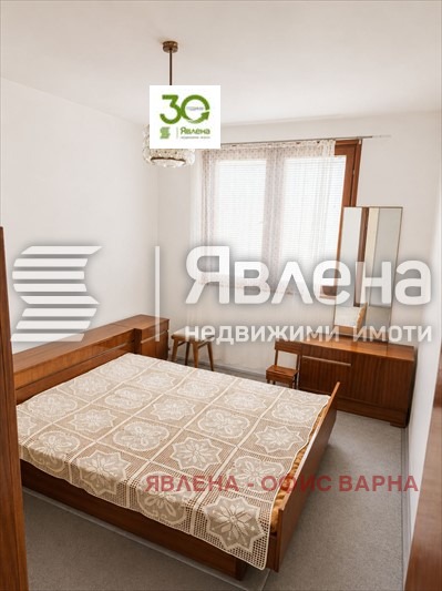Продава 3-СТАЕН, гр. Бургас, Център, снимка 2 - Апартаменти - 54684078