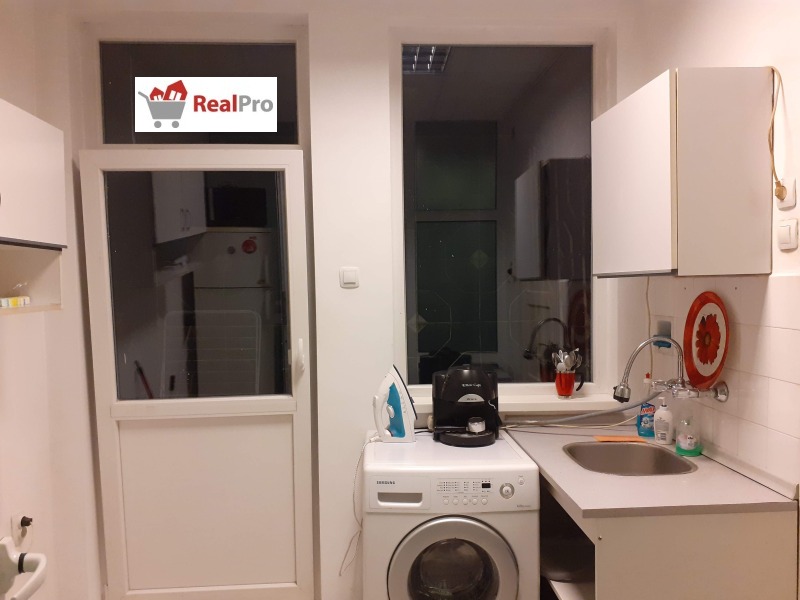 Продава МНОГОСТАЕН, гр. София, Банишора, снимка 2 - Апартаменти - 53094163