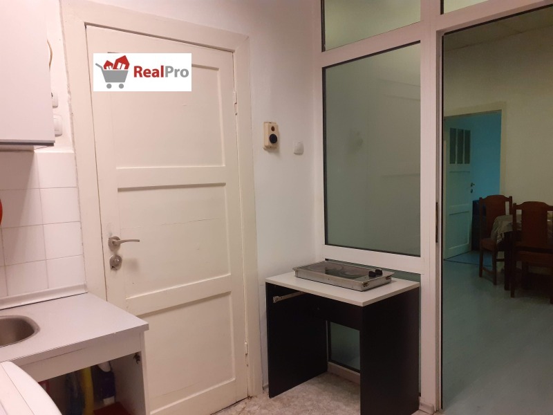 Продава МНОГОСТАЕН, гр. София, Банишора, снимка 3 - Апартаменти - 53094163