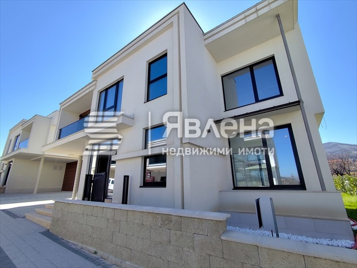 Продава  Къща област Пловдив , с. Марково , 325 кв.м | 78441647 - изображение [3]