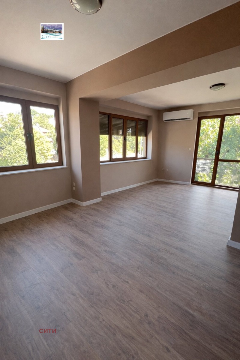 Продава КЪЩА, гр. Пловдив, Център, снимка 8 - Къщи - 53159900