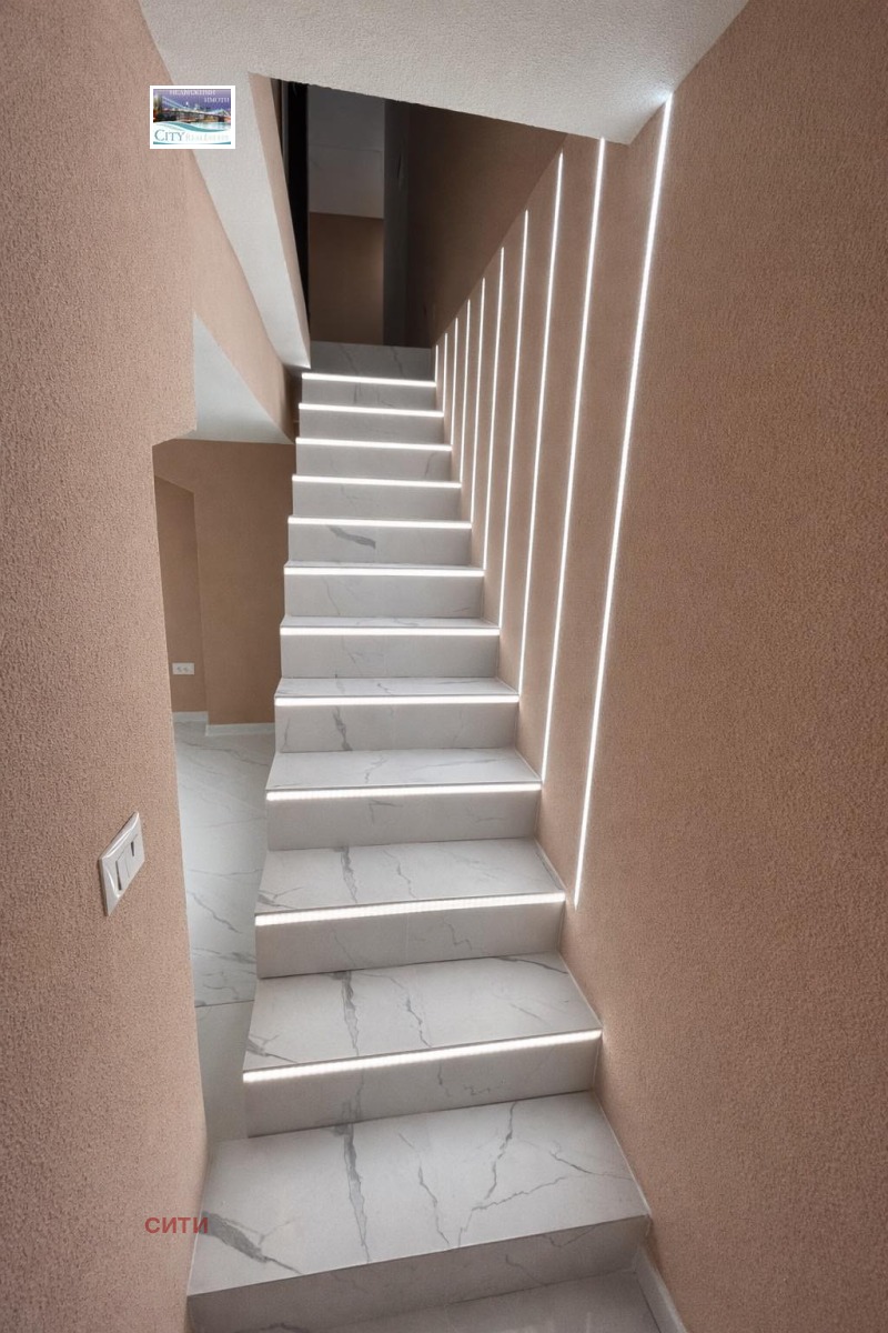 Продава КЪЩА, гр. Пловдив, Център, снимка 13 - Къщи - 53159900