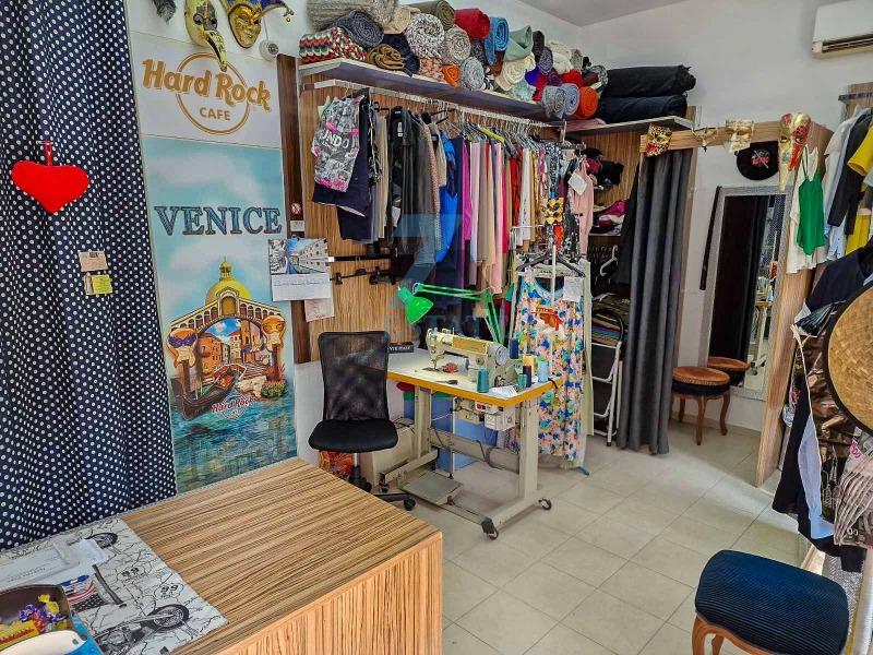 À vendre  Boutique Sofia , Mladost 2 , 107 m² | 43372925 - image [2]