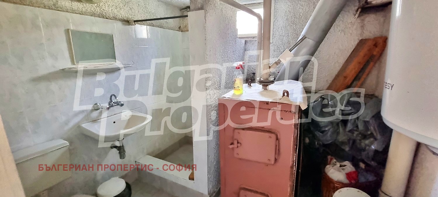 Продава КЪЩА, гр. София, с. Кокаляне, снимка 11 - Къщи - 56123230