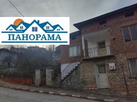 σπίτι Παβελσκο, περιοχή Σμόλιαν 4