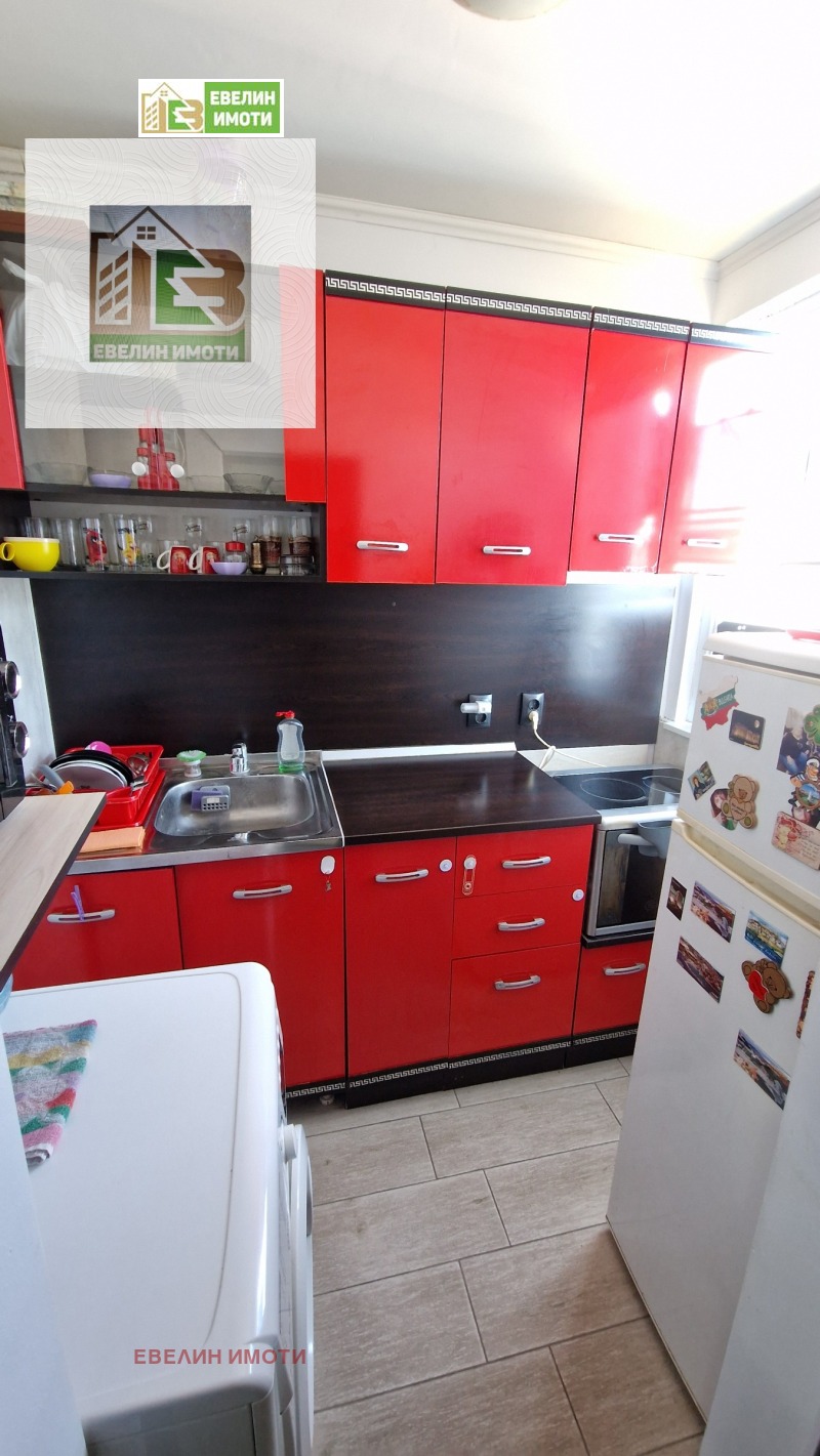 Продава 1-СТАЕН, гр. Русе, Здравец Изток