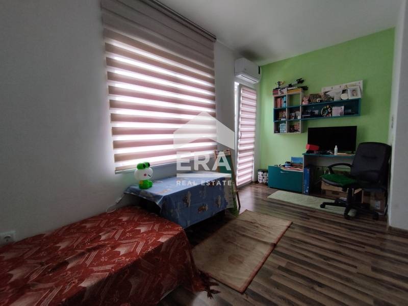 Продава  3-стаен град Хасково , Овчарски , 95 кв.м | 45067384 - изображение [2]