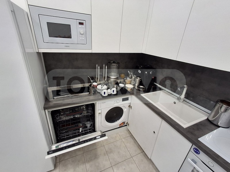 Продава МАГАЗИН, гр. Варна, Лятно кино Тракия, снимка 8 - Магазини - 52651585