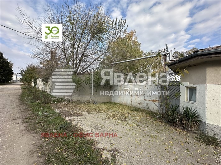 Продава  Пром. помещение, град Добрич, Рилци •  596 572 EUR • ID 52744022 — holmes.bg - [1] 