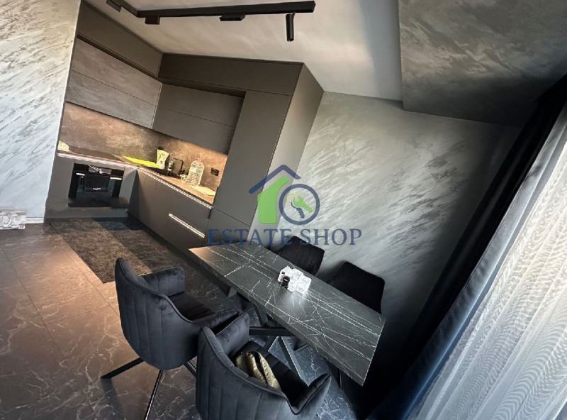 Продава 2-СТАЕН, град Пловдив, Център • 169000 € / 330535.27 лв. • 30825722 1