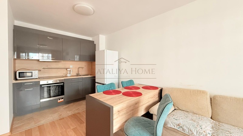 Продава 2-СТАЕН, гр. Бургас, Сарафово, снимка 3 - Апартаменти - 52464095