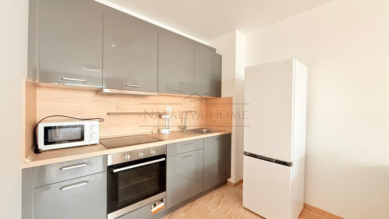 Продава 2-СТАЕН, гр. Бургас, Сарафово, снимка 2 - Апартаменти - 52464095