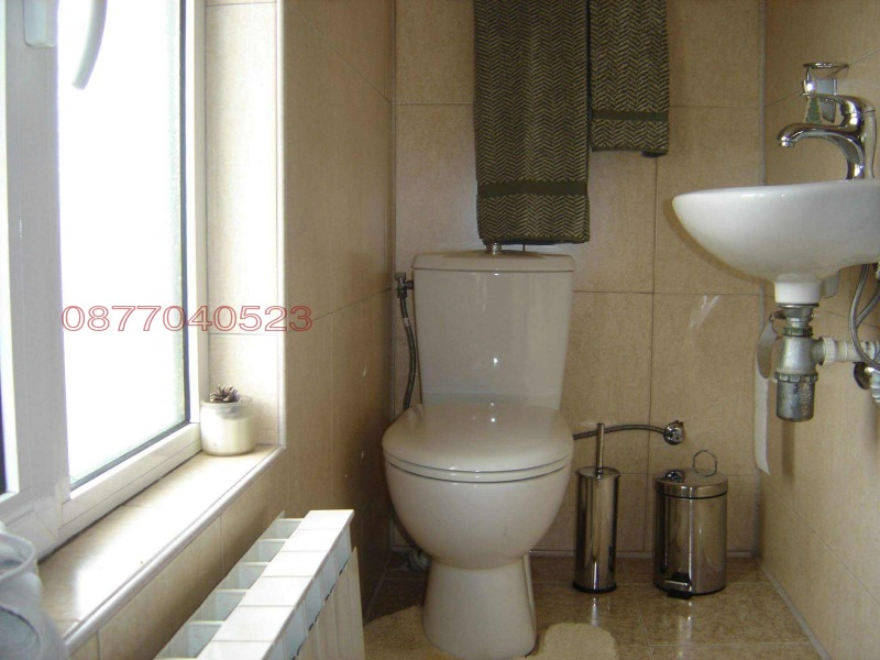 Продава КЪЩА, гр. Карлово, област Пловдив, снимка 14 - Къщи - 53048605