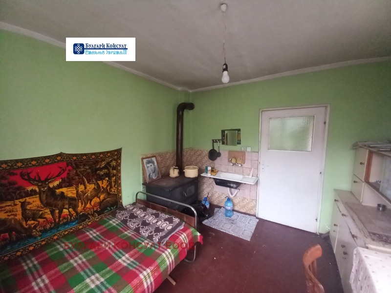 Продава КЪЩА, с. Мала Фуча, област Кюстендил, снимка 10 - Къщи - 53074149