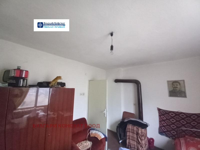 Продава КЪЩА, с. Мала Фуча, област Кюстендил, снимка 13 - Къщи - 53074149