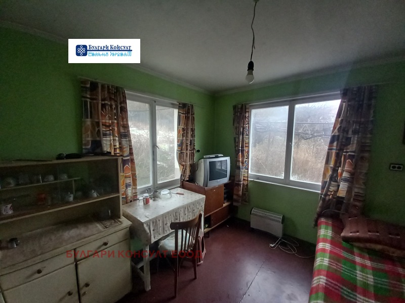 Продава КЪЩА, с. Мала Фуча, област Кюстендил, снимка 9 - Къщи - 53074149