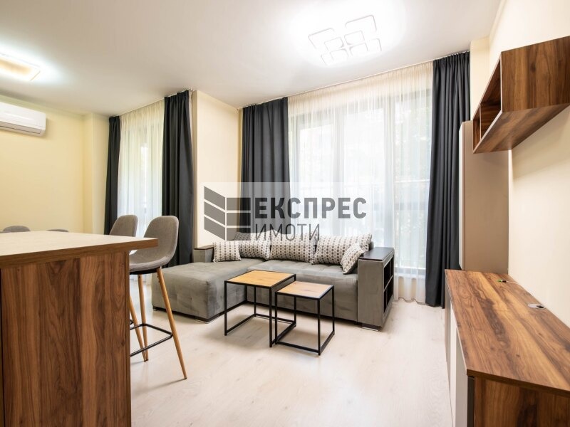 Продава  3-стаен град Варна , Център , 111 кв.м | 35445782 - изображение [2]