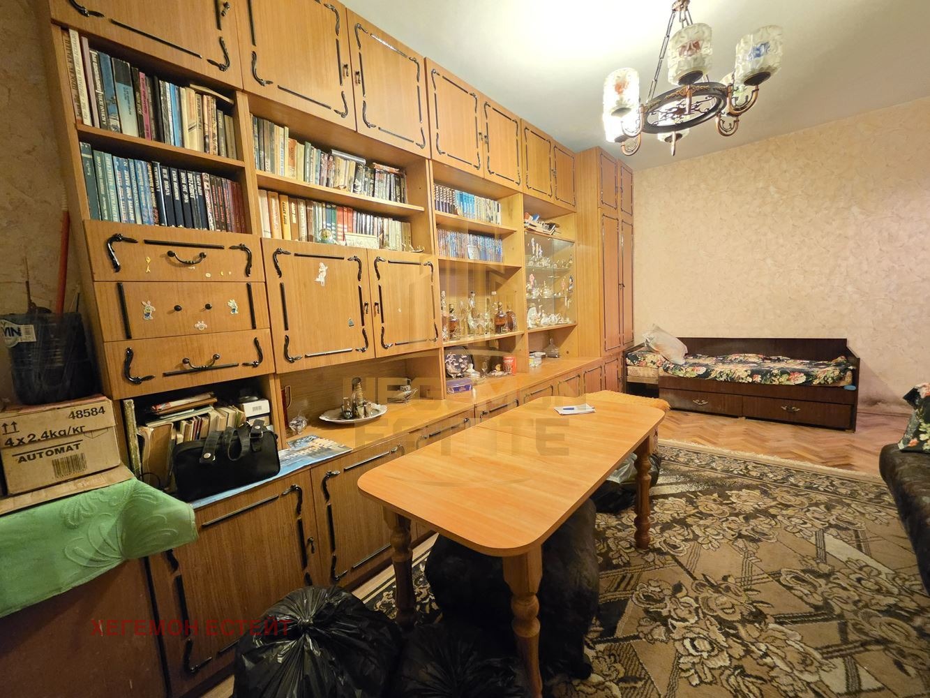 Продава  4-стаен град Варна , Спортна зала , 102 кв.м | 76638899
