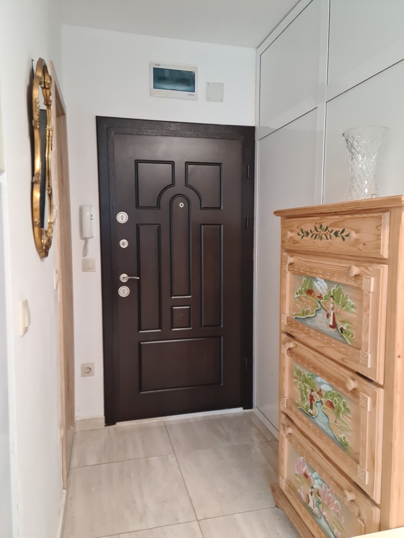 Till salu  Studio Varna , k.k. Sv.Sv. Konstantin i Elena , 47 kvm | 62839060 - bild [4]
