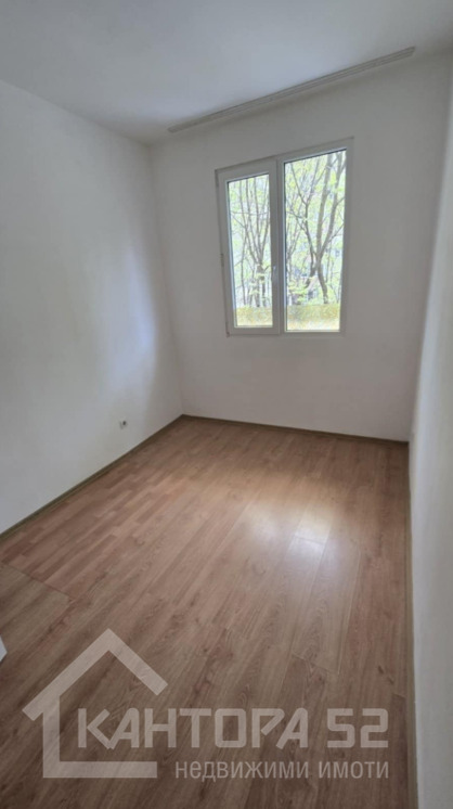 Продава 3-СТАЕН, гр. Варна, Базар Левски, снимка 3 - Апартаменти - 52303385