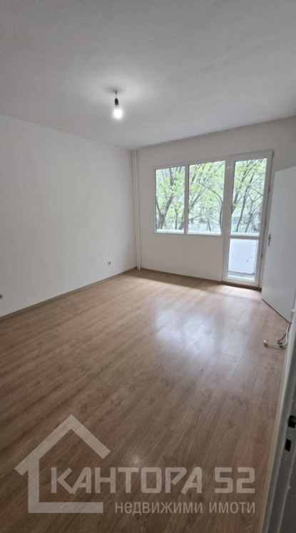 Продава 3-СТАЕН, гр. Варна, Базар Левски, снимка 2 - Апартаменти - 52303385