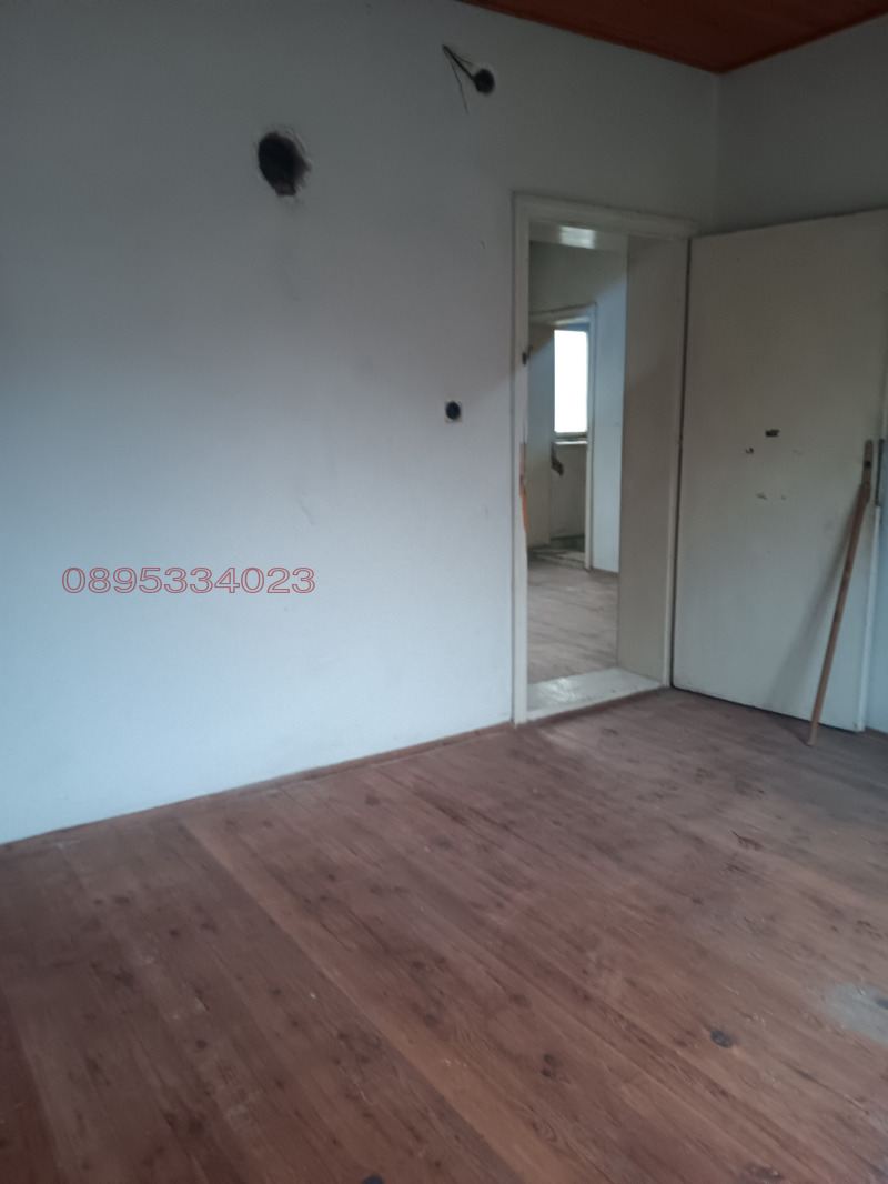 Продава КЪЩА, с. Тотлебен, област Плевен, снимка 3 - Къщи - 53584495