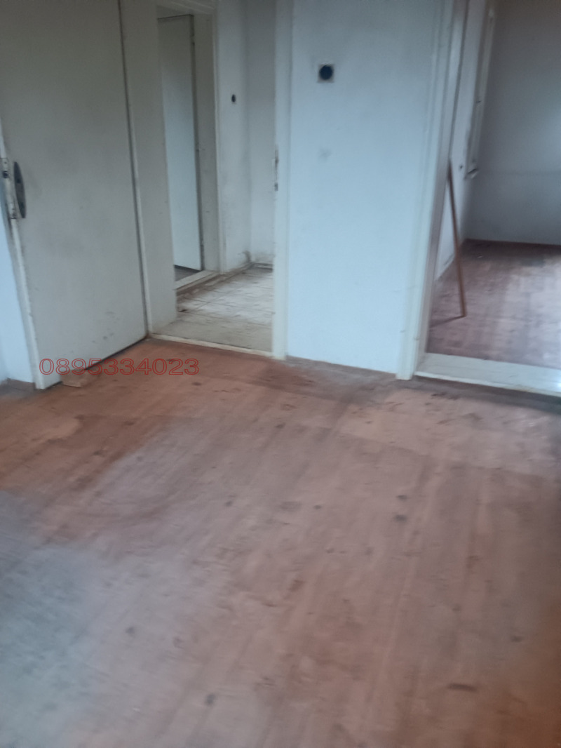 Продава КЪЩА, с. Тотлебен, област Плевен, снимка 4 - Къщи - 53584495