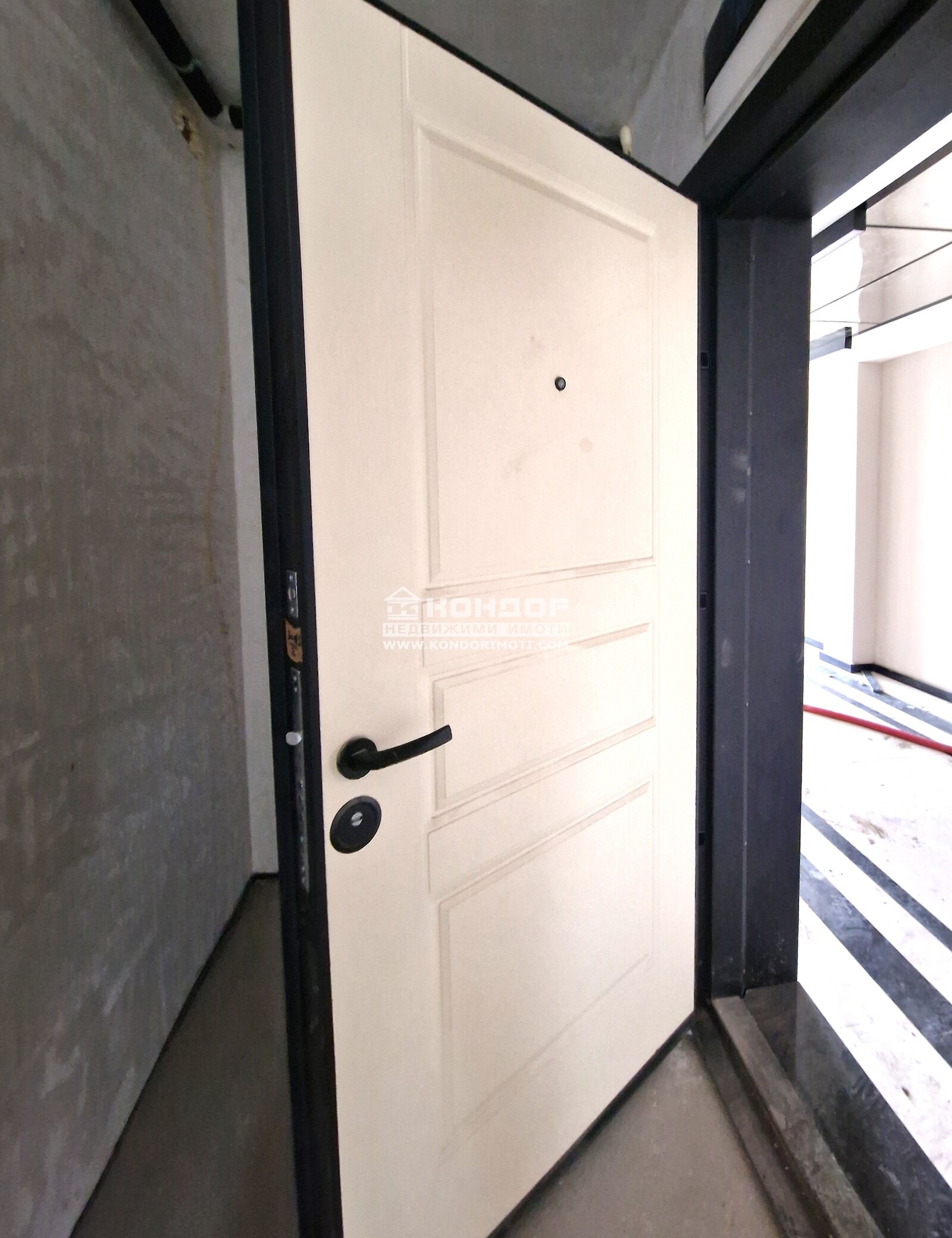 Продава 2-СТАЕН, гр. Пловдив, Кючук Париж, снимка 5 - Апартаменти - 49007034